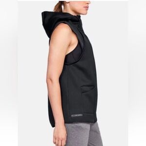 Under Armour Golf Women's Storm Windbreaker Water Resistant Running Vest XL